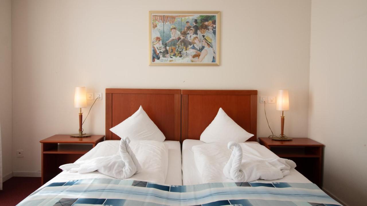 Hotel Schloss Romanshorn Exterior foto
